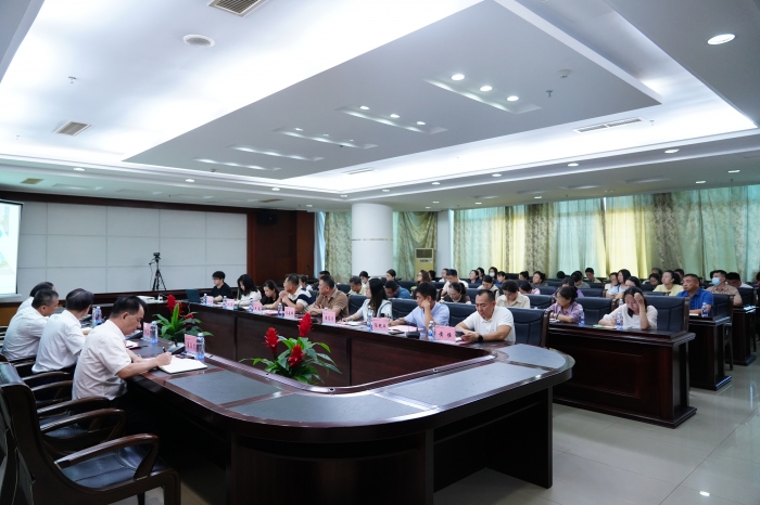 会议现场2.JPG