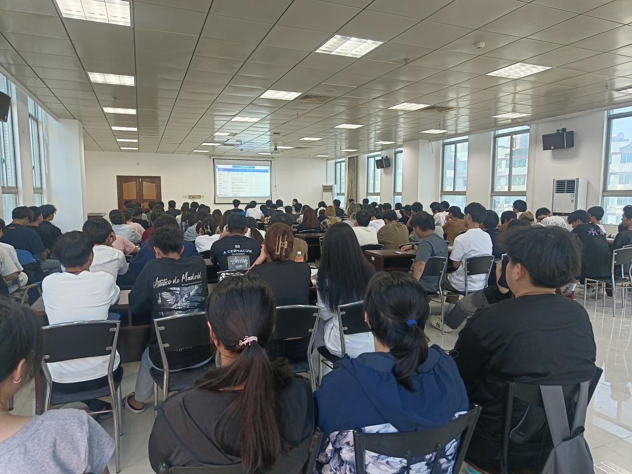 图书馆联合校团委成功举办数字资源利用培训活动