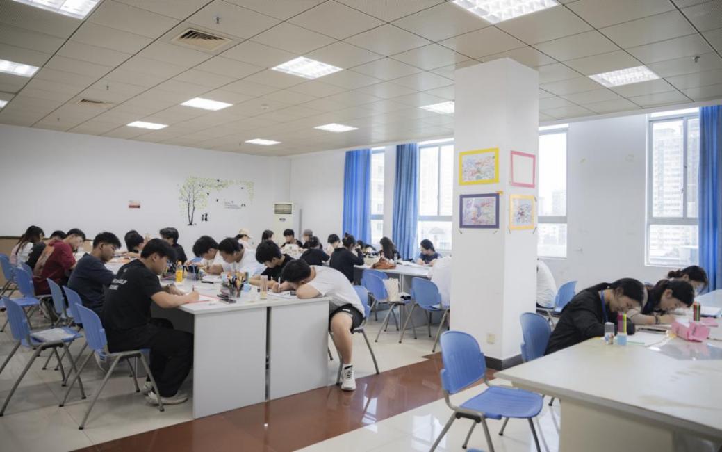 “书香启智·图导未来”第二届思维导图大赛圆满落幕